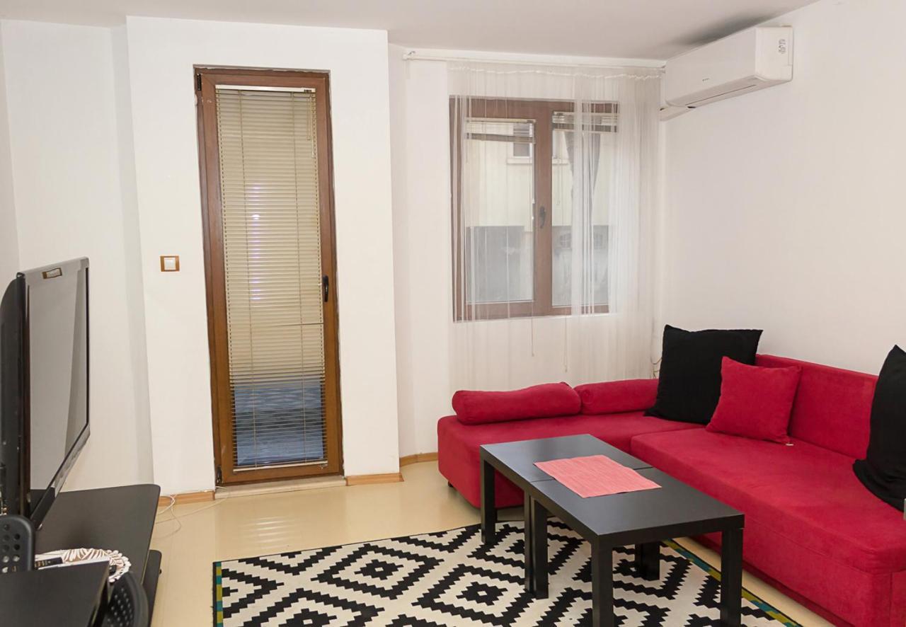 Red Square - Family Apartment In Varna Top Centre エクステリア 写真