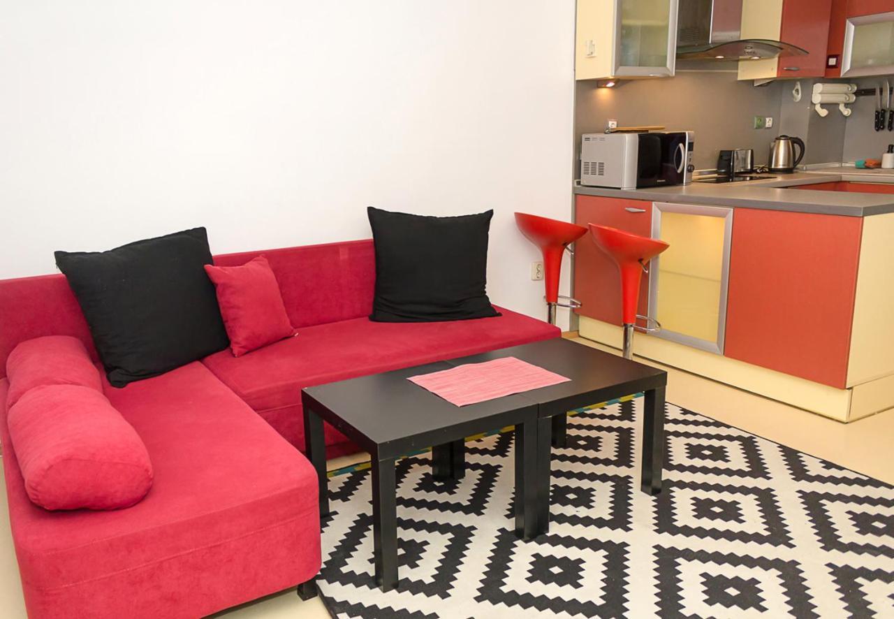 Red Square - Family Apartment In Varna Top Centre エクステリア 写真